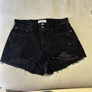 Abercrombie and Fitch mid Rise Curve Love Black Boyfriend Shorts